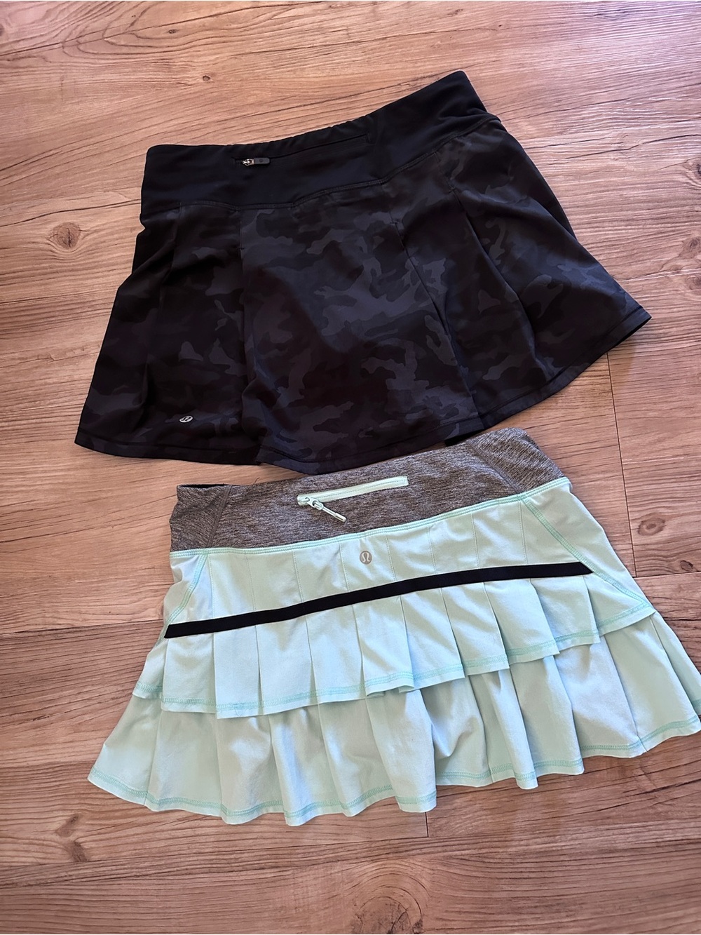Lululemon skorts size 6